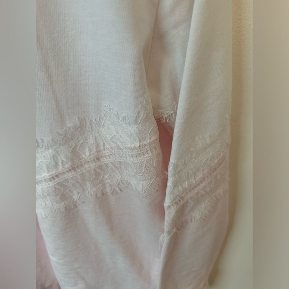 Country Store Women’s Crew Neck Sweatshirt Light Pink & White Lace Detail Cotton - Picture 9 of 9